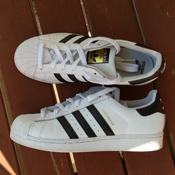 adidas Shoes - EUC Adidas Classic Superstar Ortholite Sneakers